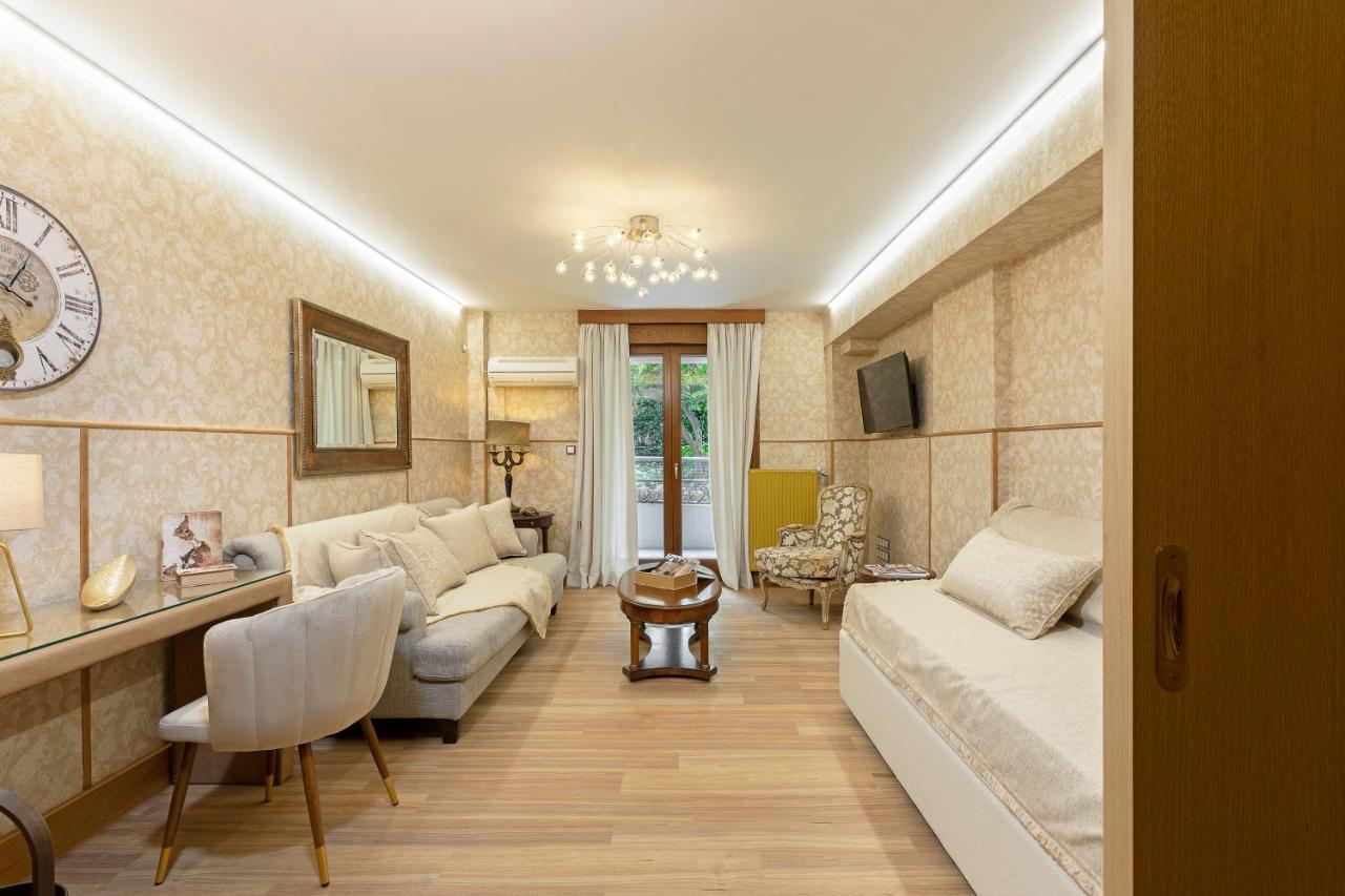 Vouliagmeni'S Elegance By Acropolis Suites Athens Luaran gambar